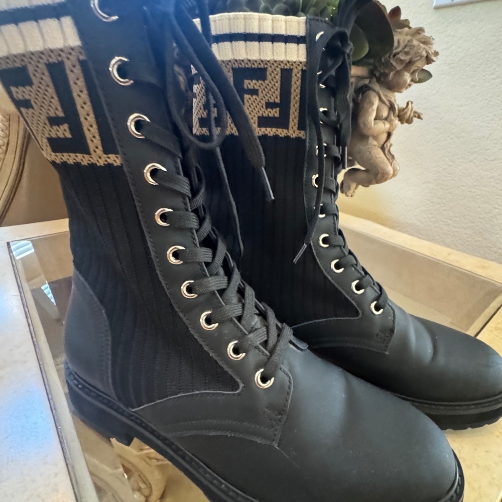 Fendi combat boots size 40